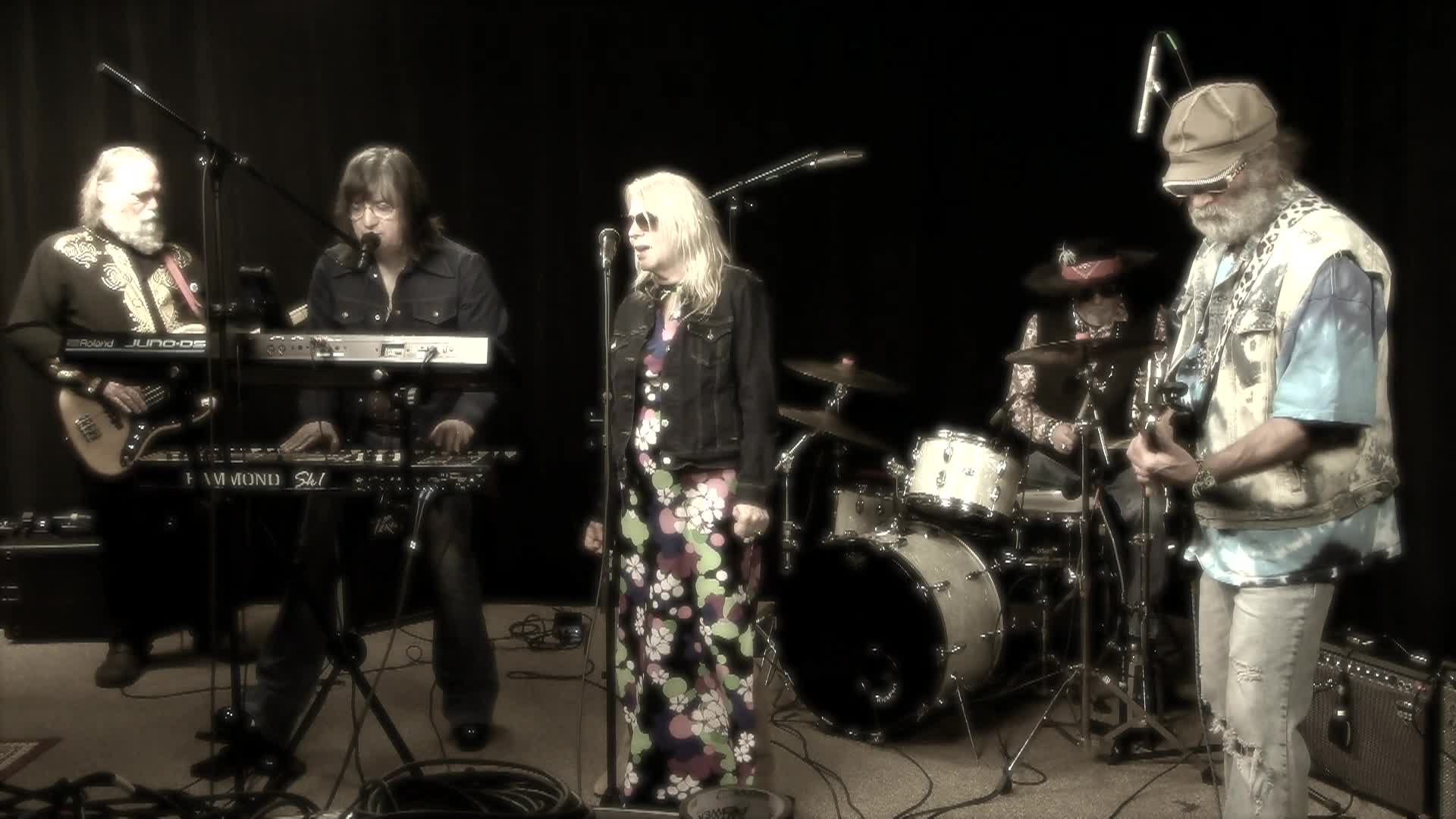 The Groove and Gab Cafe Episode 6 Mad Painter