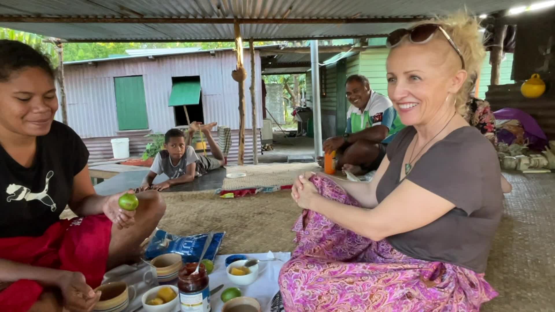 COOKING AND KIDS WITH VLADA / COCONUT DESSERT, FIJI - YASAWA ISLAND